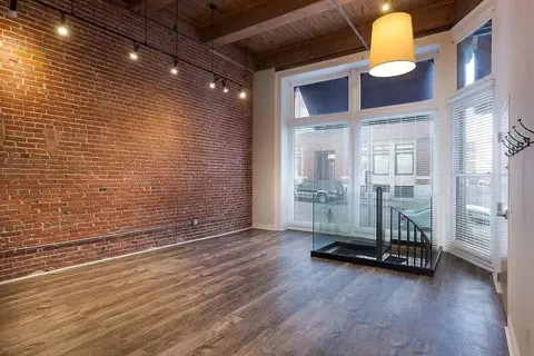 609 Central St #1102, Kansas City, MO 64105