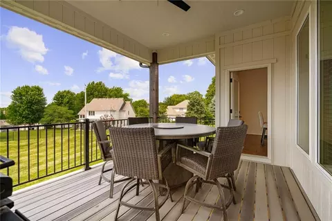 Exterior - 4209 NE Hideaway Dr, Lees Summit, MO 64064 photo 3 of 9