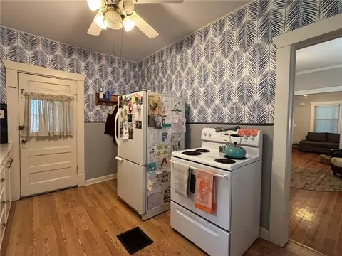 Kitchen - 3329 Duncan St, Saint Joseph, MO 64507 photo 2 of 3