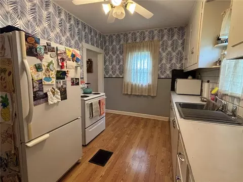Kitchen - 3329 Duncan St, Saint Joseph, MO 64507 photo 3 of 3