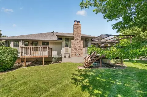 Exterior - 19019 E Ringo Cir, Independence, MO 64057 photo 6 of 9