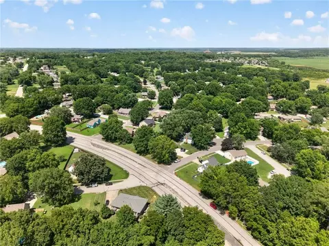 View/Area - 19019 E Ringo Cir, Independence, MO 64057 photo 7 of 8