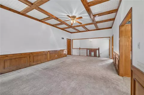 Living - 19019 E Ringo Cir, Independence, MO 64057 photo 4 of 6