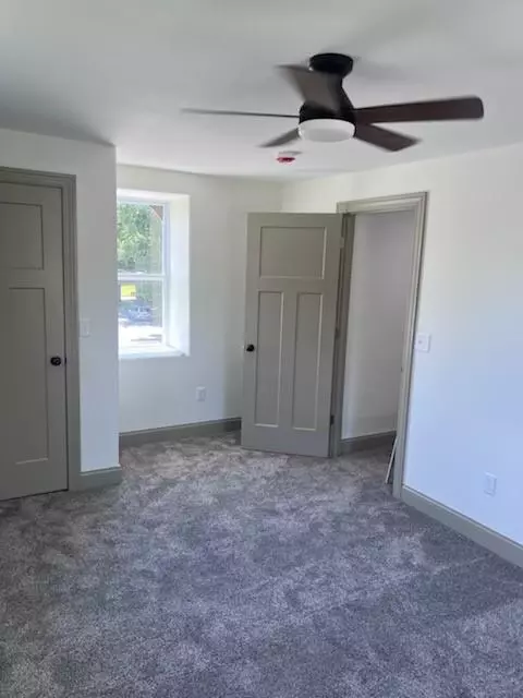 Bedroom - 421 Unity St, Atchison, KS 66002 photo 3 of 5