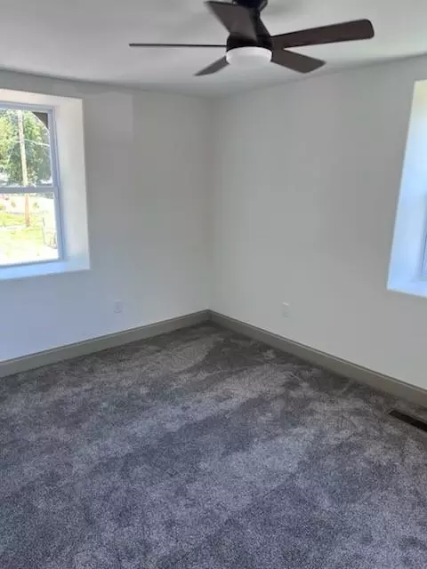 Bedroom - 421 Unity St, Atchison, KS 66002 photo 2 of 5