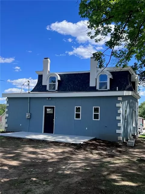 Exterior - 421 Unity St, Atchison, KS 66002 photo 10 of 10
