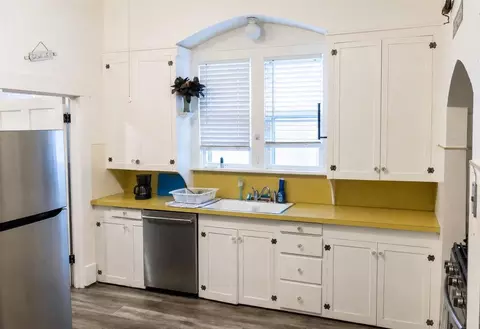 Kitchen - 2402 Mitchell Ave, Saint Joseph, MO 64507 photo 2 of 3