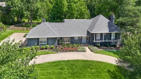 2444 W 103rd St, Leawood, KS 66206