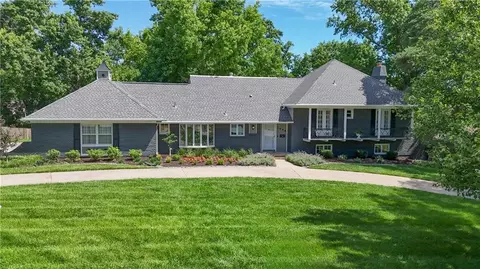 2444 W 103rd St, Leawood, KS 66206
