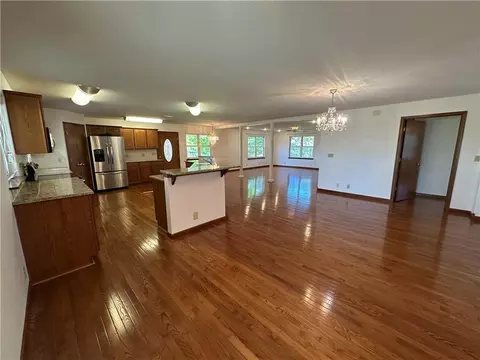 Living - 619 V Hwy, Lamar, MO 64759 photo 1 of 8