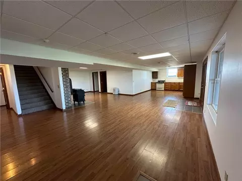 Living - 619 V Hwy, Lamar, MO 64759 photo 5 of 8