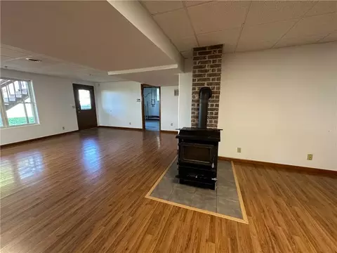 Living - 619 V Hwy, Lamar, MO 64759 photo 7 of 8