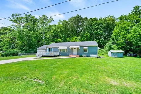 142 S Sugar Creek Blvd, Independence, MO 64054
