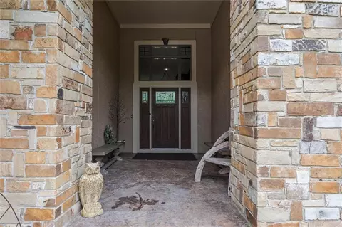 26675 W 100th Pl, Olathe, KS 66061 photo 2