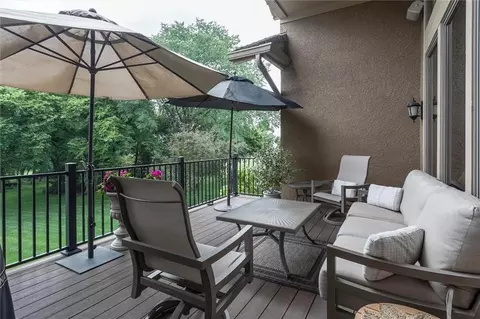 26675 W 100th Pl, Olathe, KS 66061 photo 19