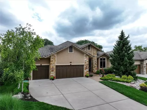 26675 W 100th Pl, Olathe, KS 66061 photo 38