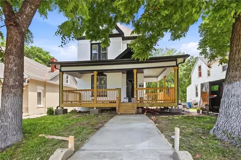 17 N 15th St, Kansas City, KS 66102
