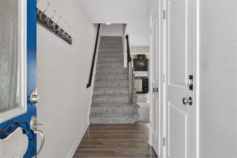Entry Way - 213 Pointe Ln, Raymore, MO 64083 photo 2 of 3