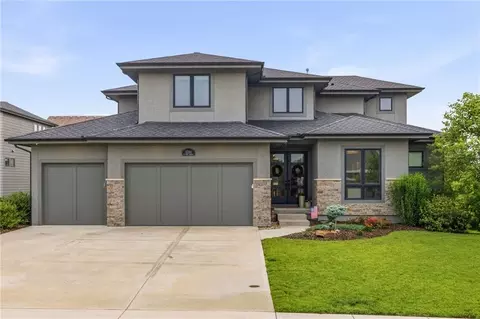 12314 W 169th Ter, Overland Park, KS 66221