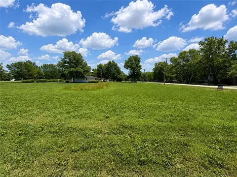 0 Riverside, Columbus, KS 66725