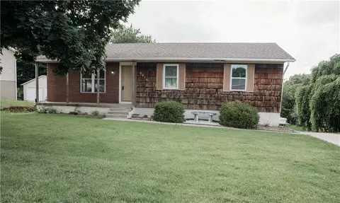 5314 S 16th Ter, Saint Joseph, MO 64504