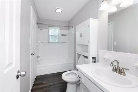 Bath - 102 Cooper St, Buckner, MO 64016 photo 1 of 2