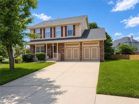 9400 N Campbell Ct, Kansas City, MO 64155
