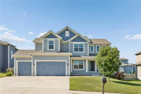 6717 NW 104th Ter, Kansas City, MO 64154