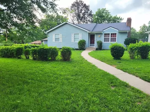 802 N King Ave, Harrisonville, MO 64701