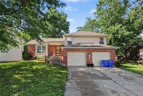 9908 W 51st St, Merriam, KS 66203