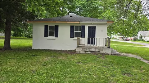 1114 Comstock St, Chillicothe, MO 64601