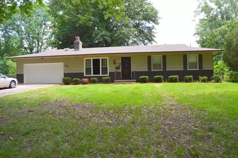11403 Orchard Rd, Kansas City, MO 64134