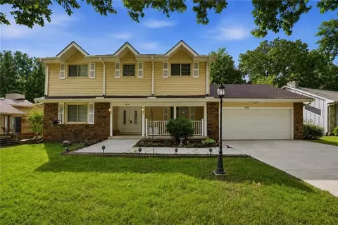 5528 NW Verlin Dr, Kansas City, MO 64152