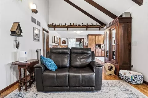 Entry Way - 33421 Mcclellen Rd, Drexel, MO 64742 photo 1 of 1