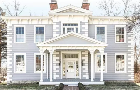 415 Main St, Arrow Rock, MO 65320