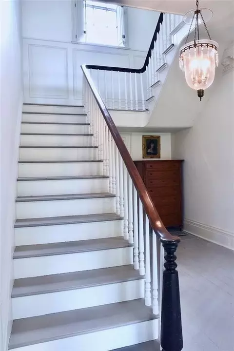 Entry Way - 415 Main St, Arrow Rock, MO 65320 photo 4 of 7