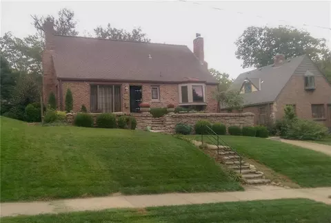 4951 State Line Rd, Kansas City, MO 64112