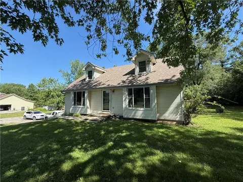 702 Howard Rd, Trimble, MO 64492