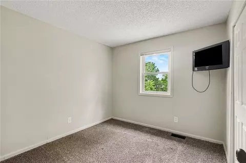 Bedroom - 702 Howard Rd, Trimble, MO 64492 photo 4 of 5