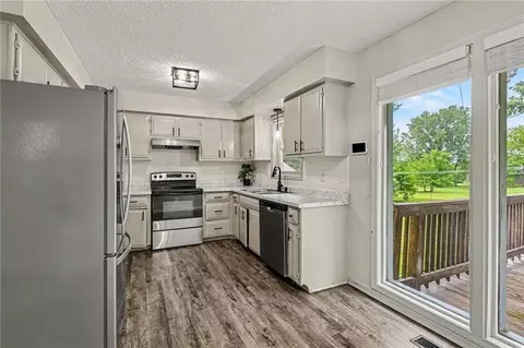Kitchen - 702 Howard Rd, Trimble, MO 64492 photo 2 of 2