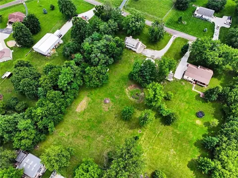 View/Area - 702 Howard Rd, Trimble, MO 64492 photo 2 of 3