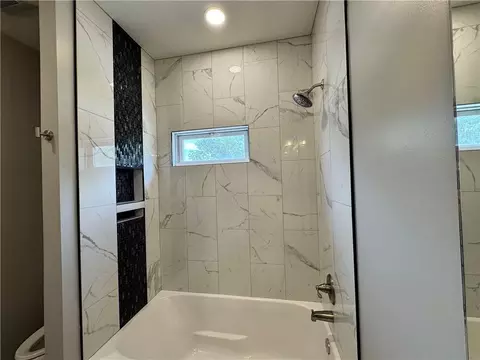 Bath - 143 E Short Ave, Independence, MO 64050 photo 2 of 3