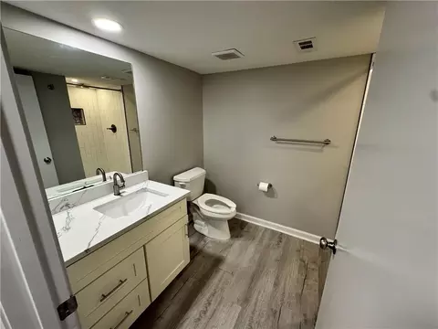 Bath - 143 E Short Ave, Independence, MO 64050 photo 3 of 3