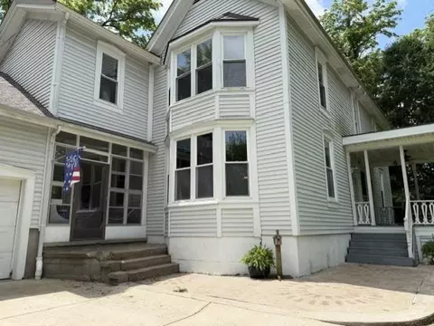 25003 E Blue Mills Rd, Independence, MO 64058