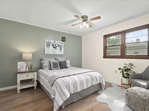 Bedroom - 1605 E Franklin St, Clinton, MO 64735 photo 2 of 5