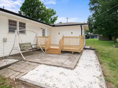 Exterior - 1605 E Franklin St, Clinton, MO 64735 photo 6 of 9