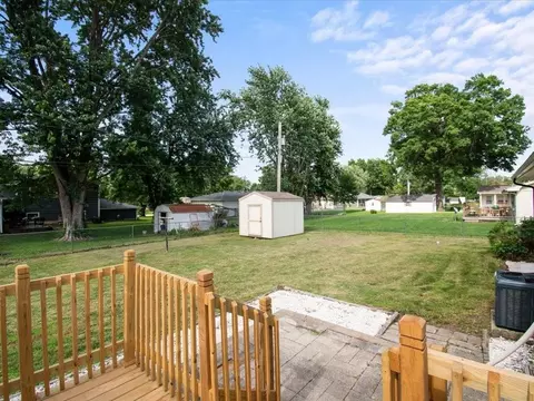 Exterior - 1605 E Franklin St, Clinton, MO 64735 photo 5 of 9