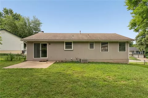 Exterior - 19208 E 12th Street North Ct, Independence, MO 64056 photo 5 of 6