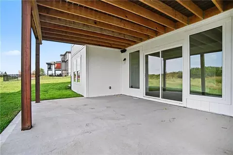 Exterior - 3116 SW Summit View Trl, Lees Summit, MO 64082 photo 8 of 10
