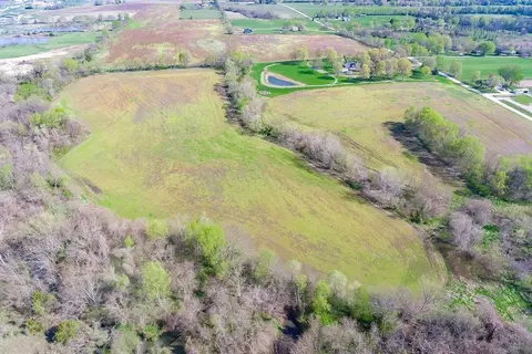 S Gibbons, Pleasant Hill, MO 64080